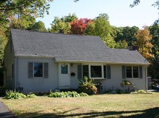 80 Swannekin Rd, Blauvelt, NY 10913