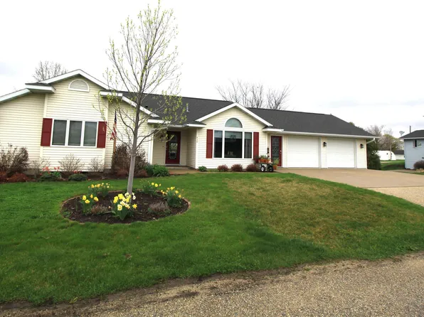 430 Main St, Ryan, IA 52330