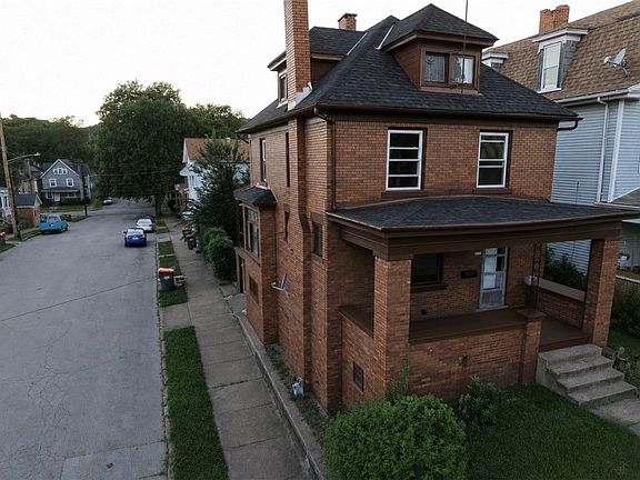 2nd image of 1201 3rd Ave