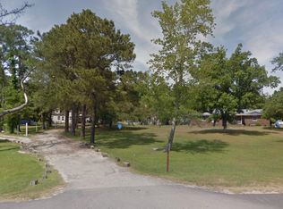 726 W Kitty Hawk Rd #A, Kitty Hawk, NC 27949