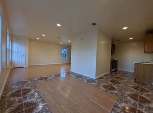 121 N 3rd St #1, Paterson, NJ 07522