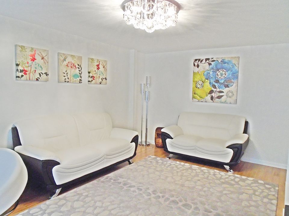 1st image of 480 N Civic Dr APT 201
