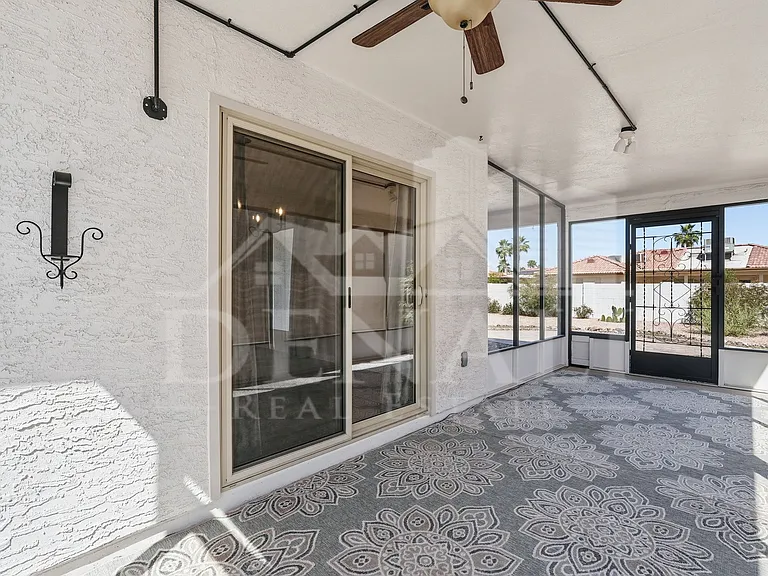 10602 E Elmhurst Dr — Photo 24