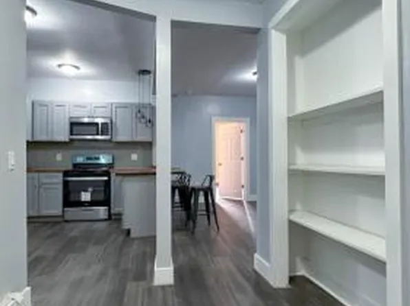 57 Orient Avenue image 4 of 10