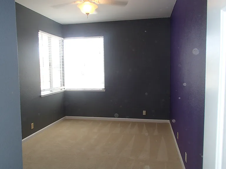 248 Seabury St — Photo 9