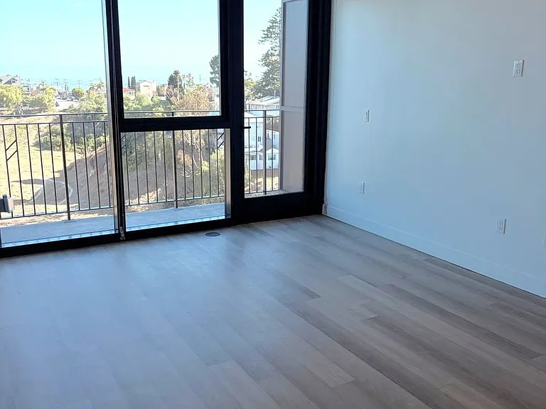 Rainford Apartments — Photo 70