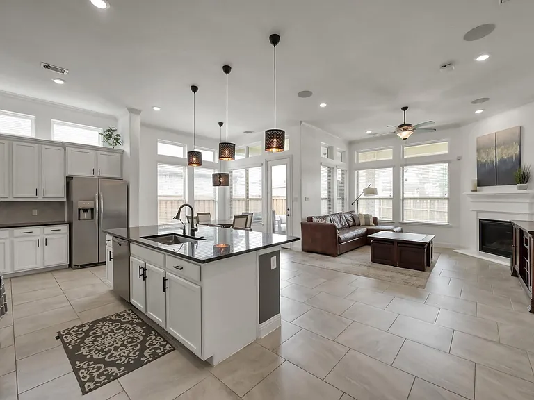 4206 Grand Oaks Wind — Photo 8