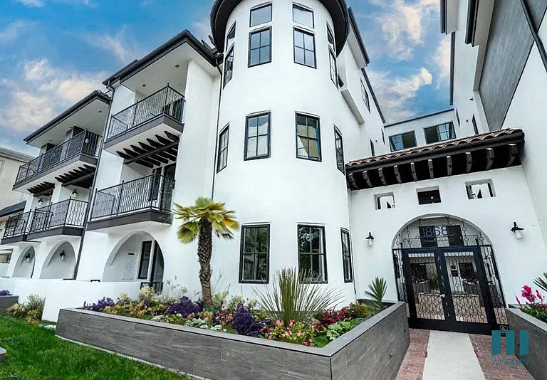 Front Entrance of Kelton Alexander by Wiseman