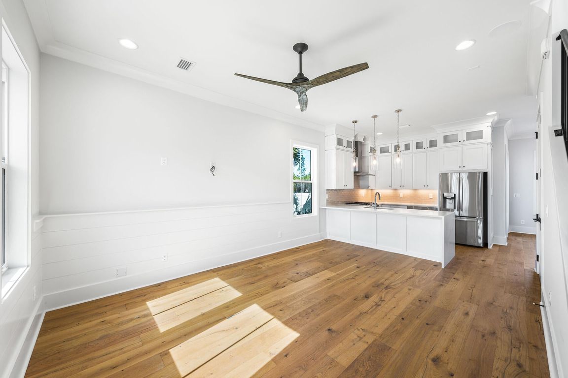 next background image