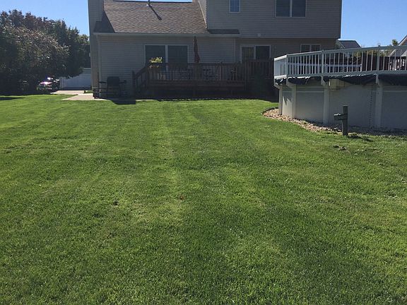 4th image of 2207 Woodsfield Dr