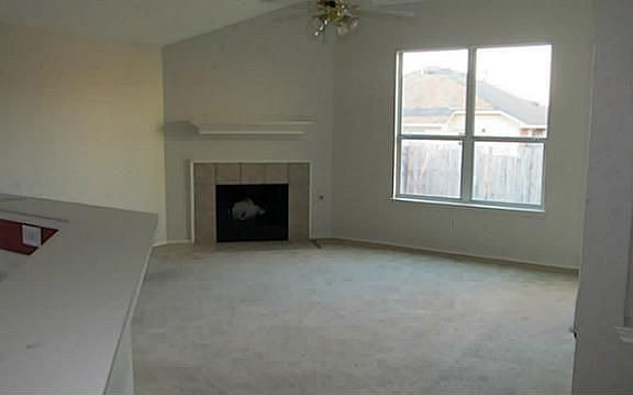 4th image of 409 Rock Prairie Ln