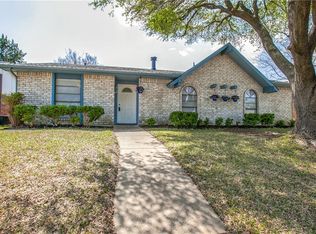 7118 Long Canyon Trl, Dallas, TX 75249