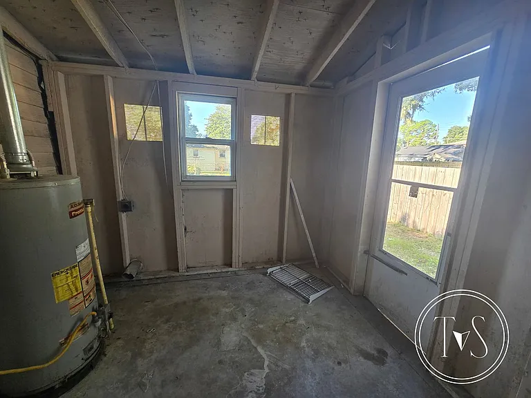 503 Gould St — Photo 14