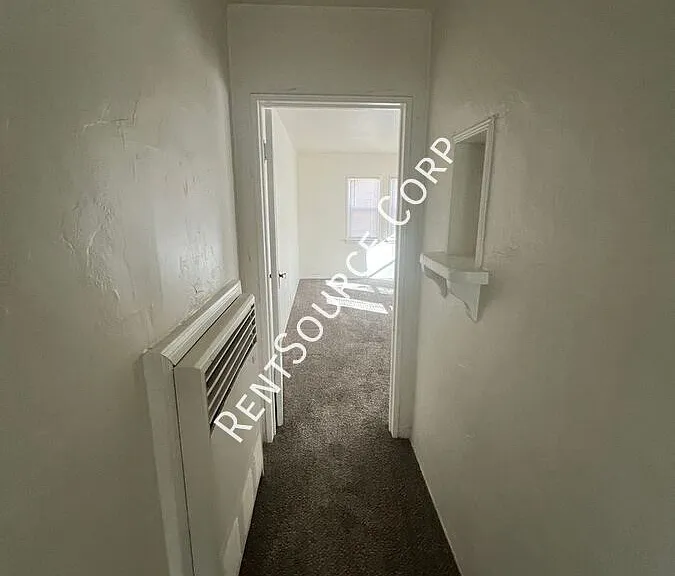 100 E Fredricks St #V — Photo 23