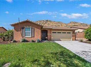 852 Yukon Dr, San Jacinto, CA 92582