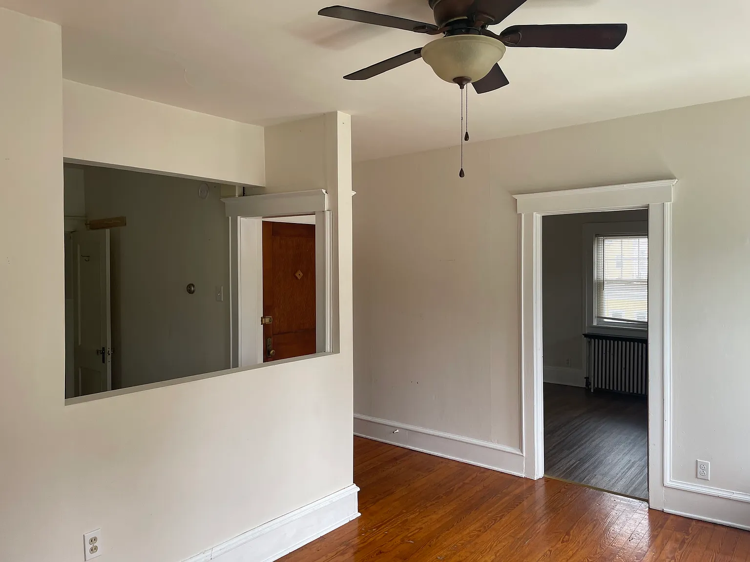 519 Mercer St — Photo 2