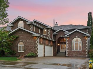 926 Hollingsworth Bnd NW, Edmonton, AB T6R 3L3