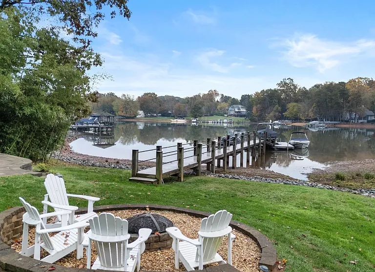 175 Woodstream Cir — Photo 34