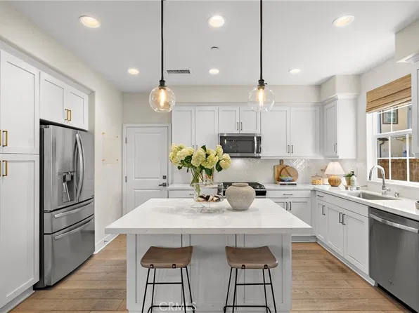 41 Baculo St, Mission Viejo, CA 92694