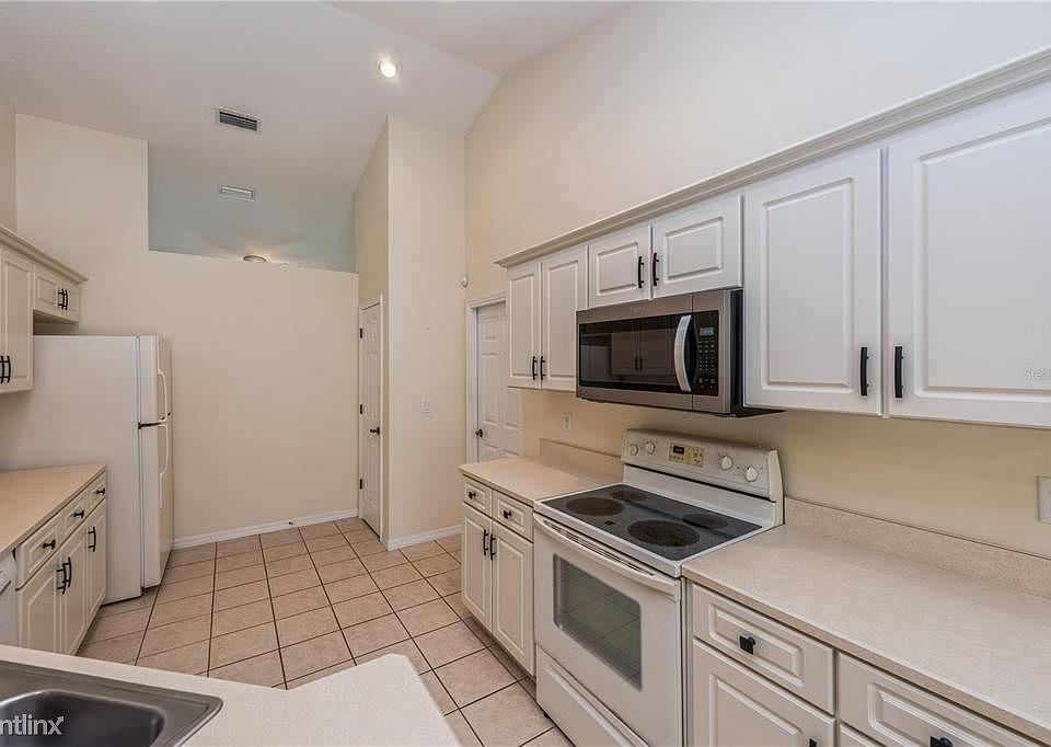 1st image of 47R Laramie Dr
