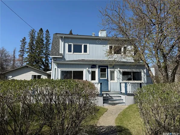 8 Dr Arthur AVENUE, Redvers, SK S0C 2H0