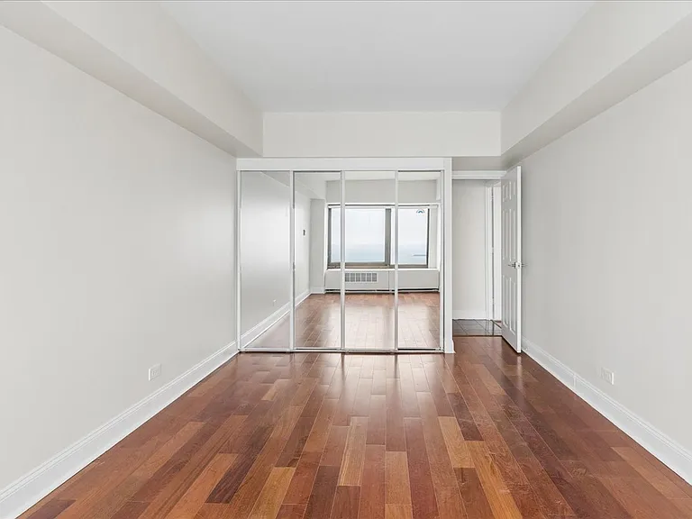175 E Delaware Pl #8304 — Photo 23