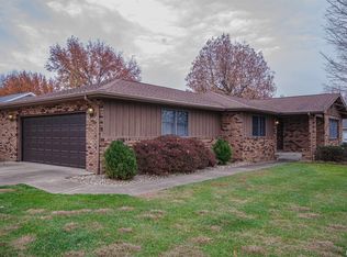 3528 Oxford Ave, Mount Vernon, IL 62864