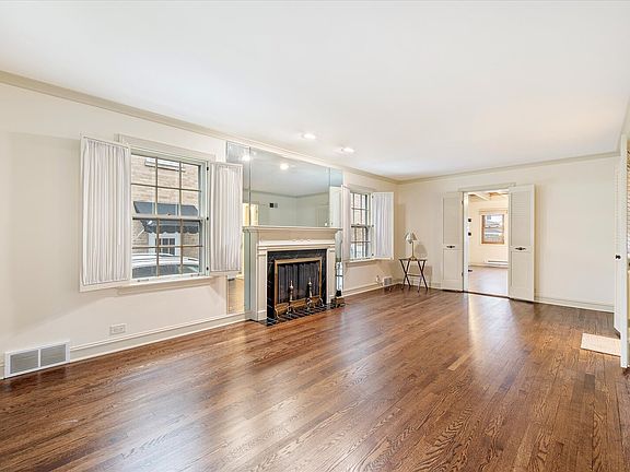 5th image of 2031 N 76th Ct
