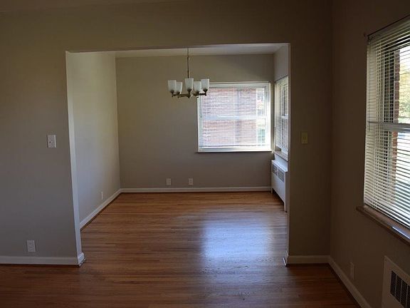 3rd image of 2693 Dixie Hwy APT 4