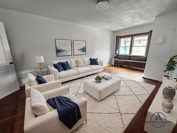 4th image of 2037 48th St #2