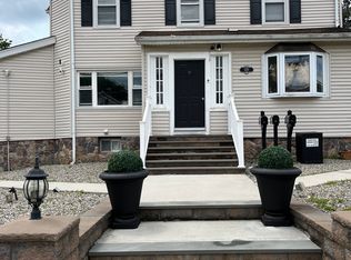 630 Ridge St APT 3, Peekskill, NY 10566