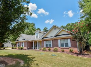 266 Valley Way, Hampton, GA 30228