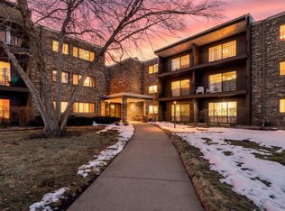 4120 Parklawn Ave APT 120, Edina, MN 55435