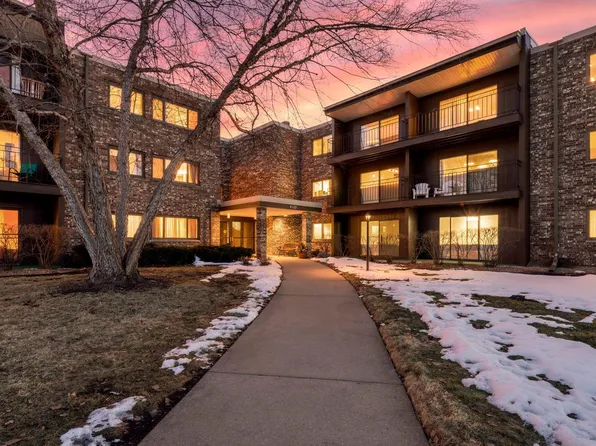 4120 Parklawn Ave APT 120, Edina, MN 55435