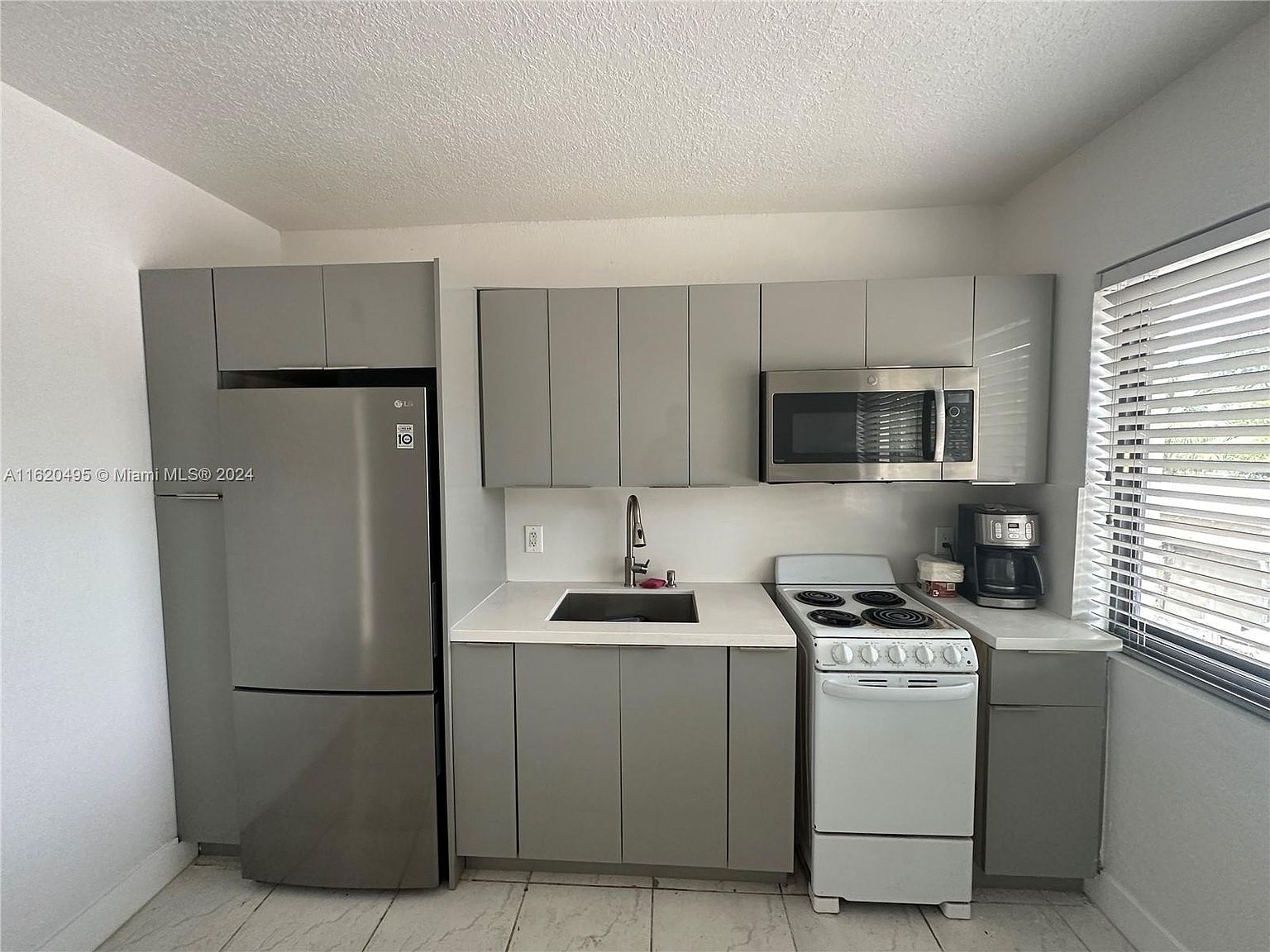 2145-2149 NW 33rd Ave, Miami, FL 33142 | Zillow