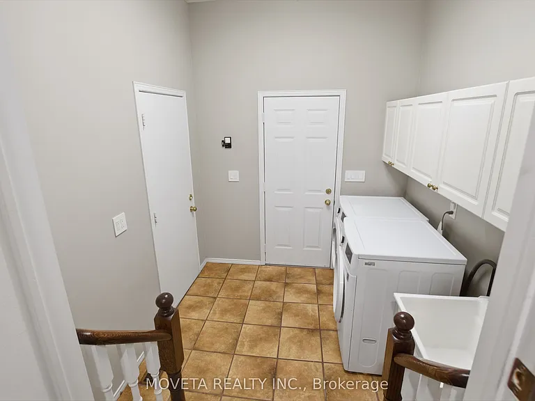 30 Briardale Pl — Photo 26