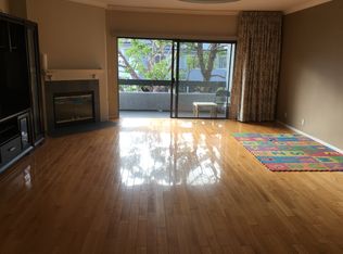 1882 Pandora Ave APT 15, Los Angeles, CA 90025