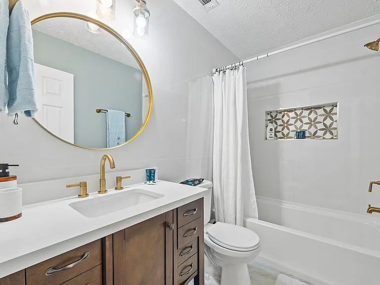 6110 Brookechase Ln — Photo 21