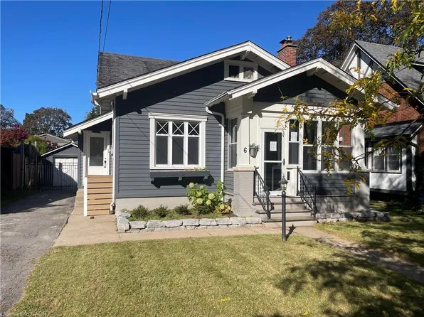 6 Nelles Blvd, Grimsby, ON L3M 3R1