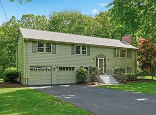 7 Blueberry Cir, Framingham, MA 01701