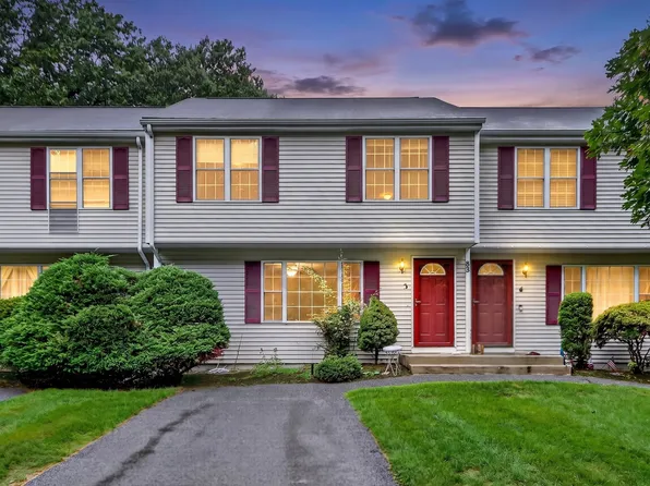 85 Steeple Chase Cir APT 3, Attleboro, MA 02703
