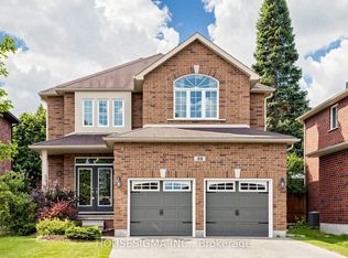 35 Auburn Ct, Barrie, ON L4N 6G9