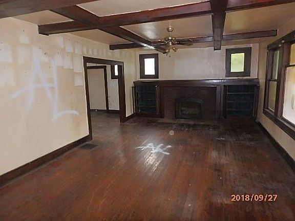 2nd image of 30 N Sherman Dr