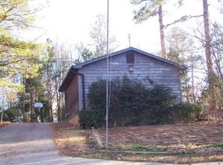 88 Lavonia Beach Dr, Lavonia, GA 30553