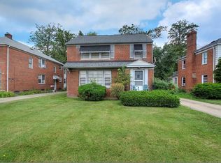 2455 Warrensville Center Rd, Cleveland, OH 44118