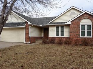 2119 S Cooper Ct, Wichita, KS 67207