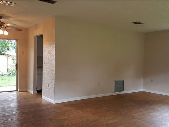 5th image of 9349 N Minola Way