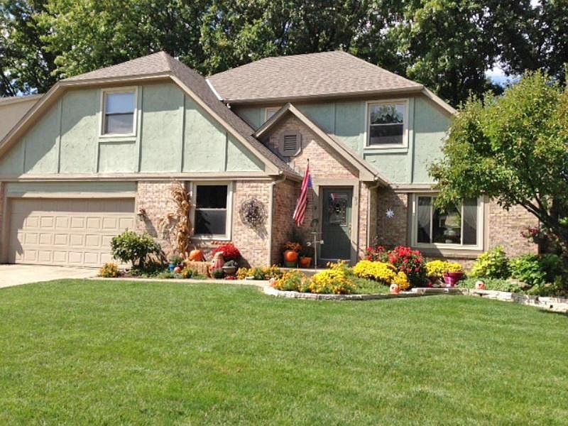 1st image of 93 Marlene Dr