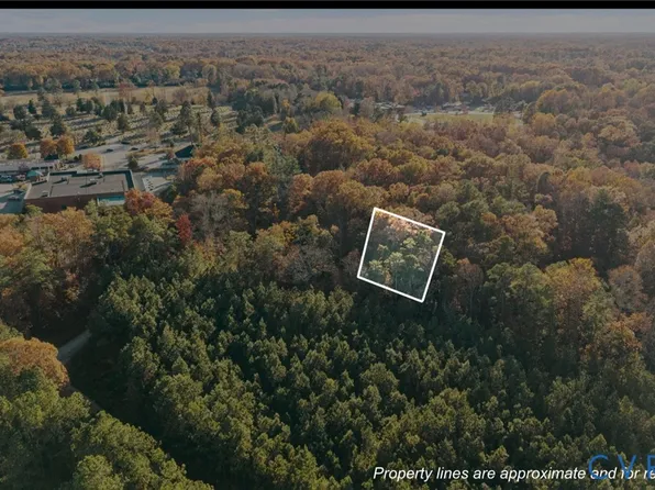 2908 Mountclair Rd, Chester, VA 23831