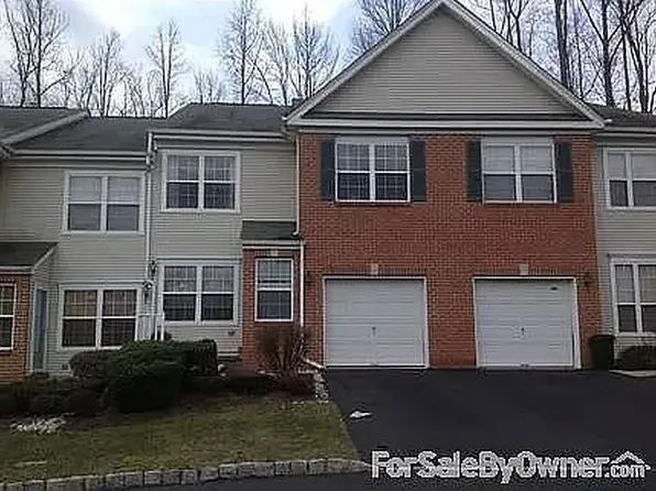 302 Wellington Park Dr, Princeton, NJ 08540